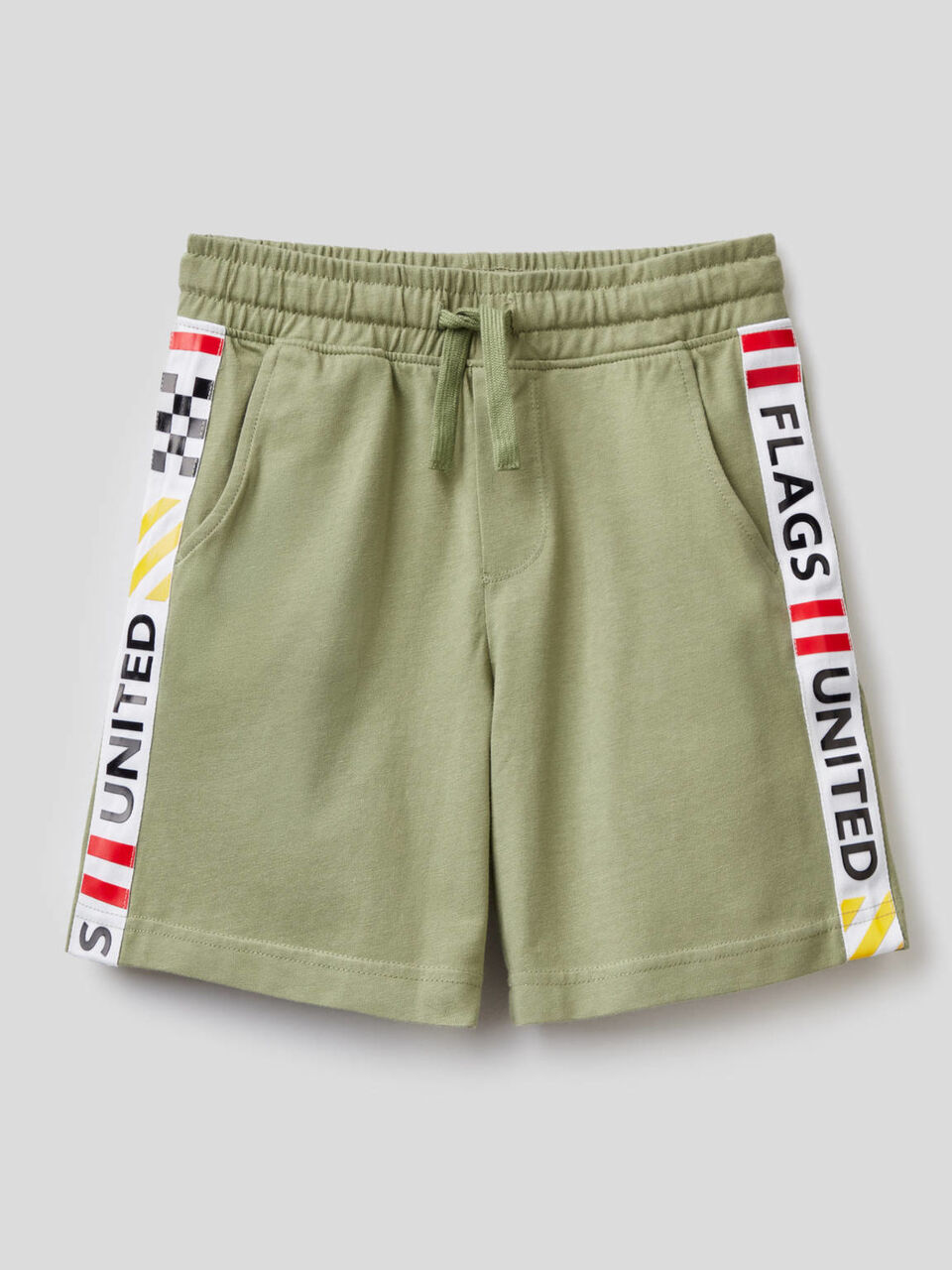 Bermudas with side bands image number 1