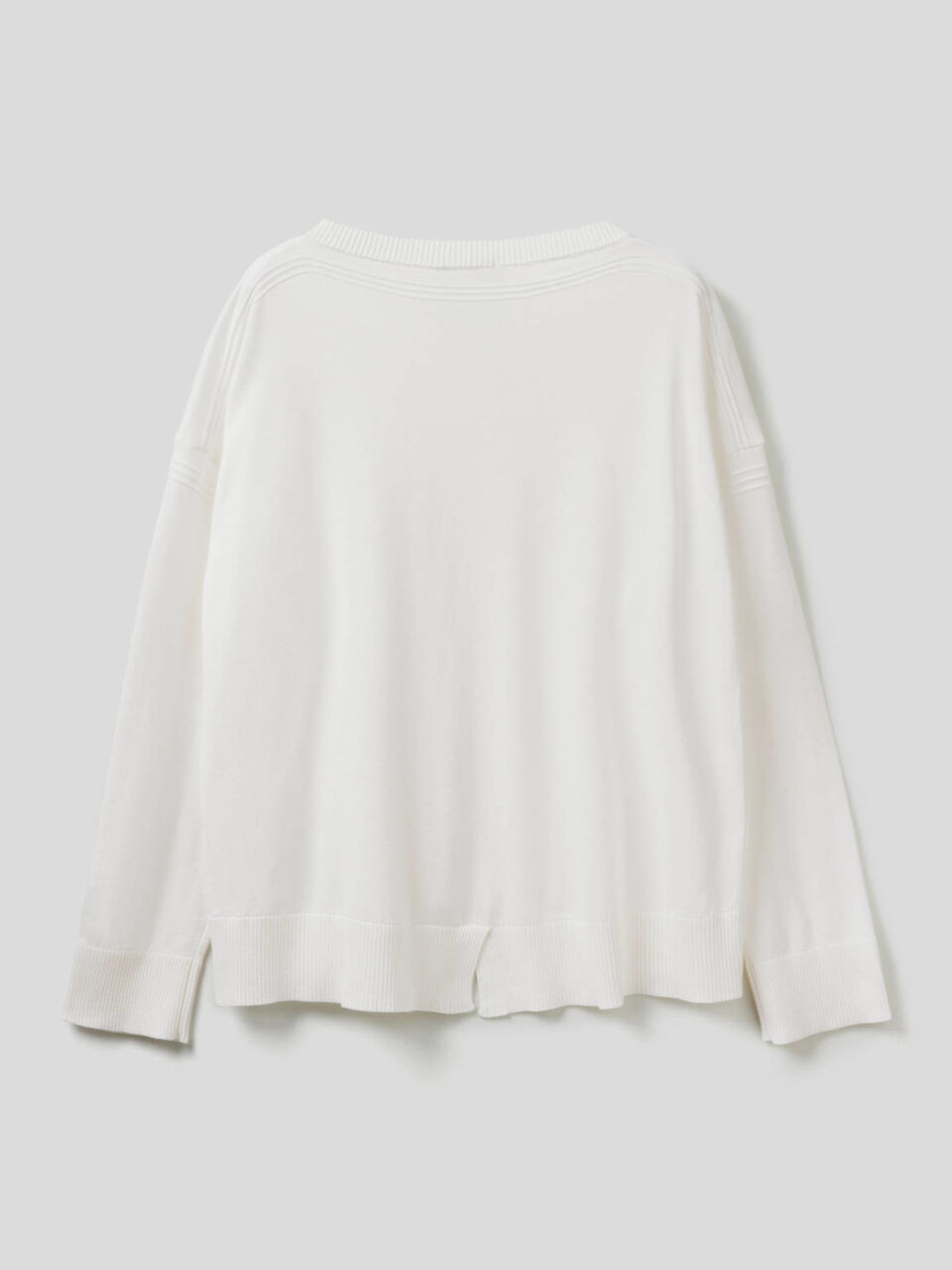 Sweater with slit on the back image number 2