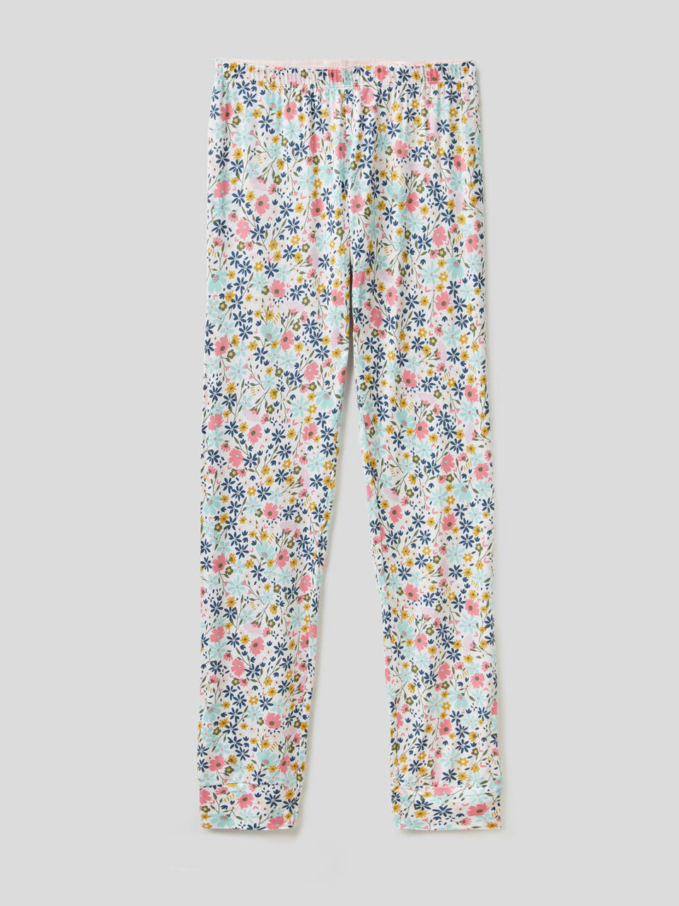 Patterned pants image number 1