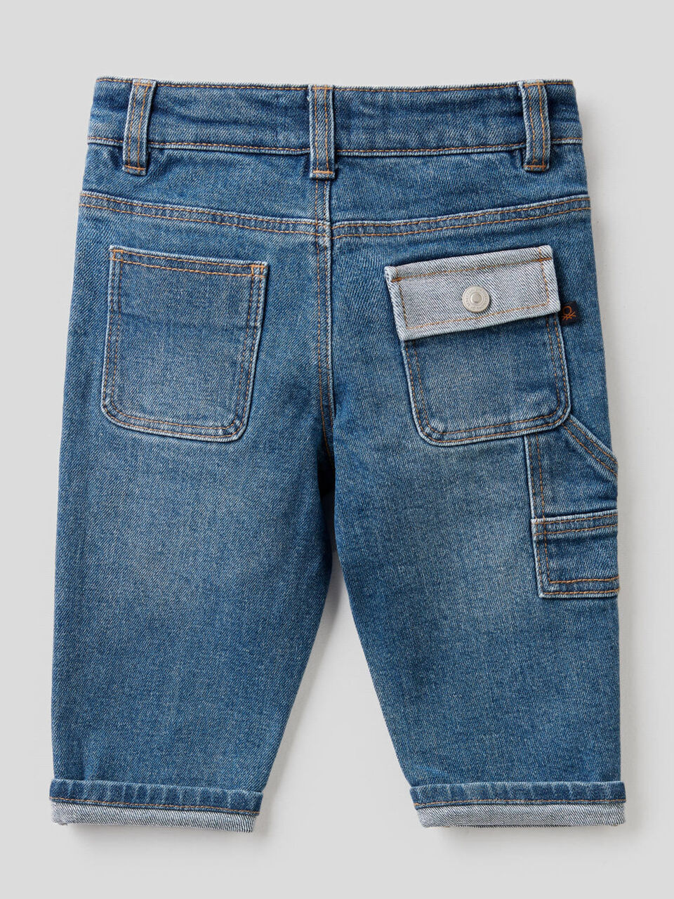 Jeans with pockets in stretch cotton image number 2