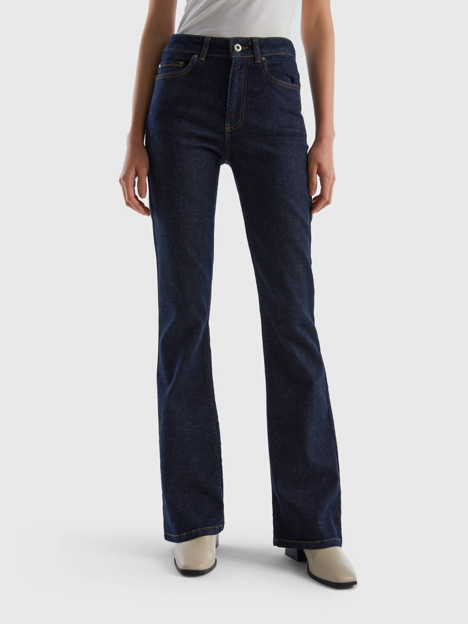 Stretch flared jeans